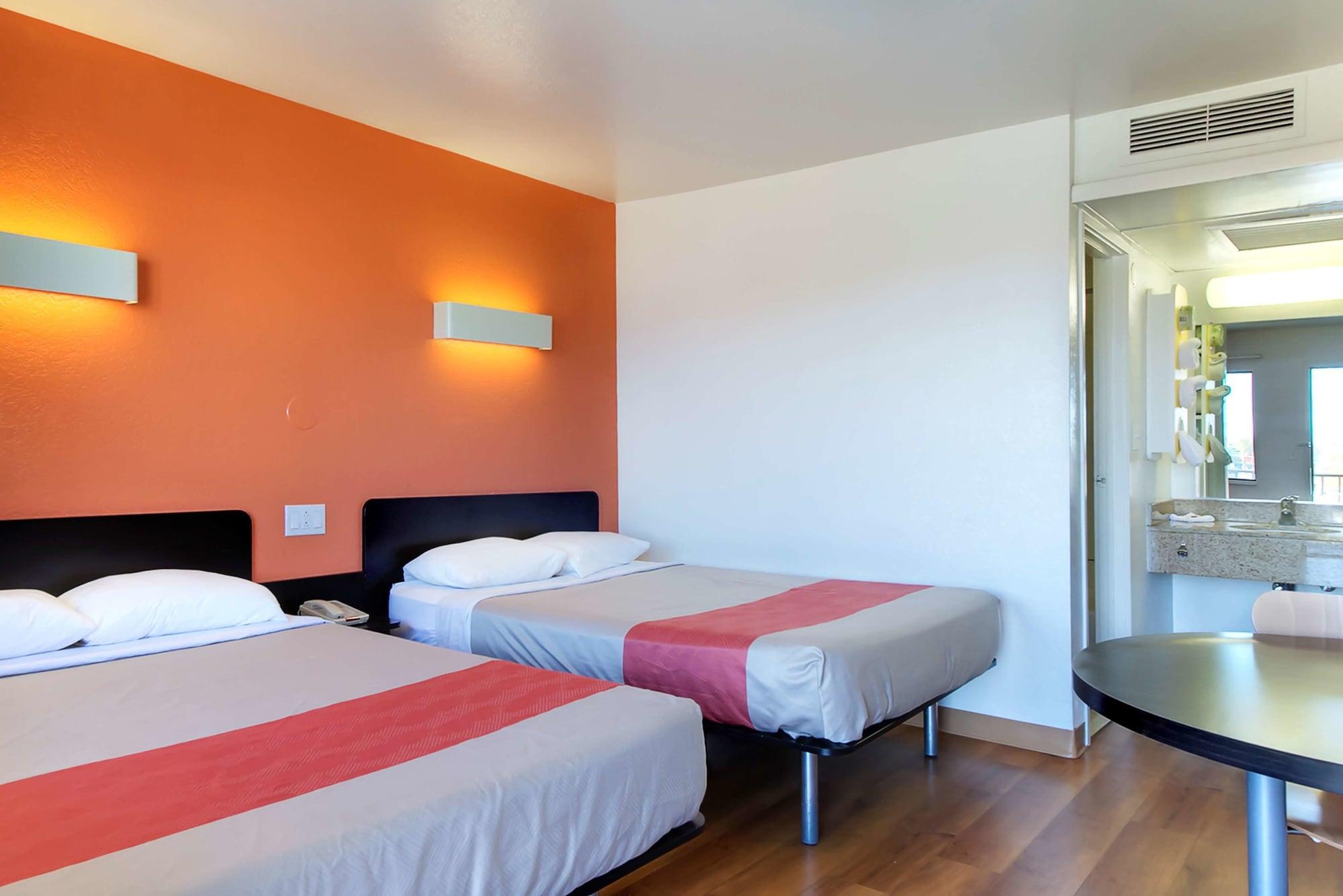 Motel 6-Capitol Heights, Md - Washington Largo Ngoại thất bức ảnh