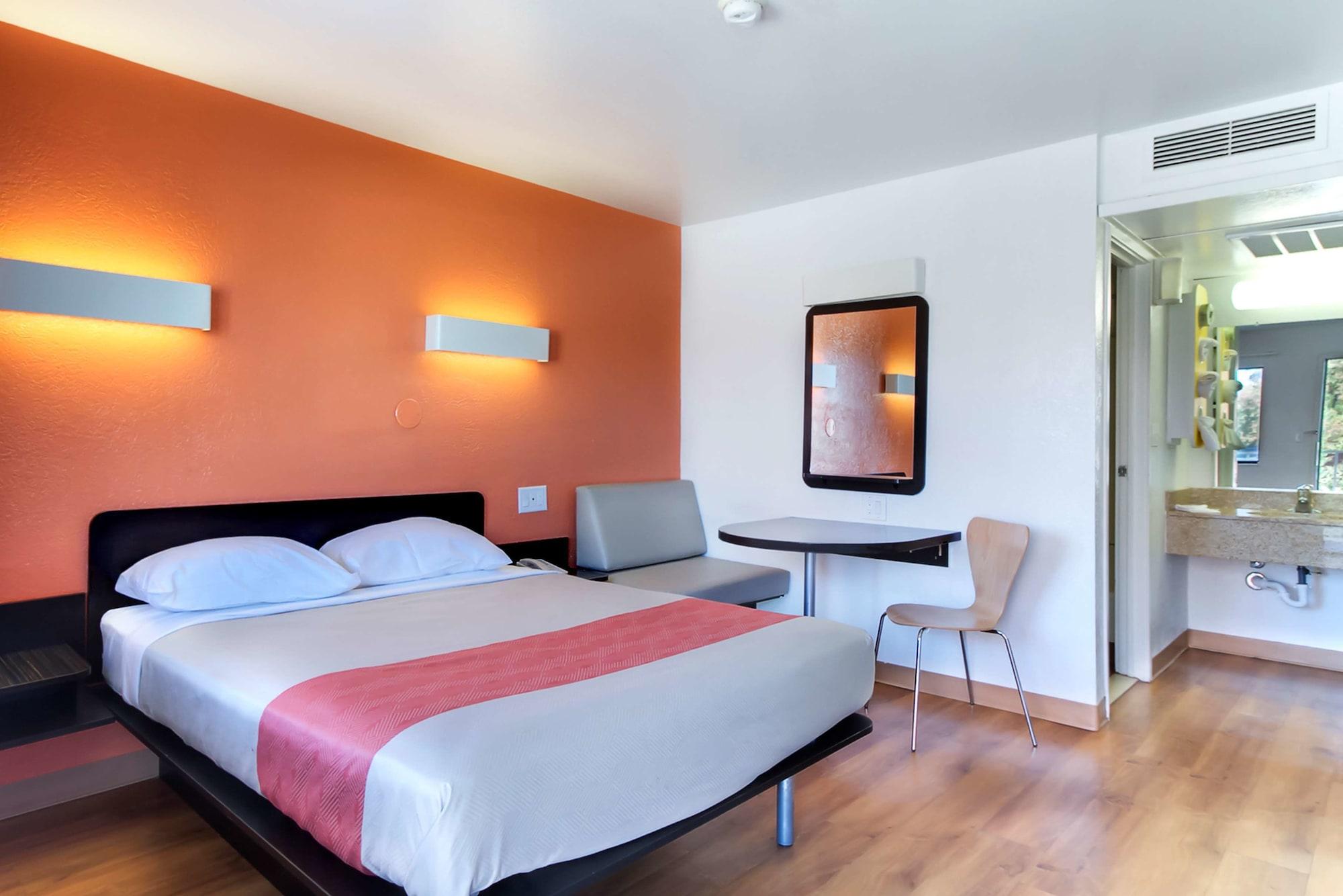 Motel 6-Capitol Heights, Md - Washington Largo Ngoại thất bức ảnh