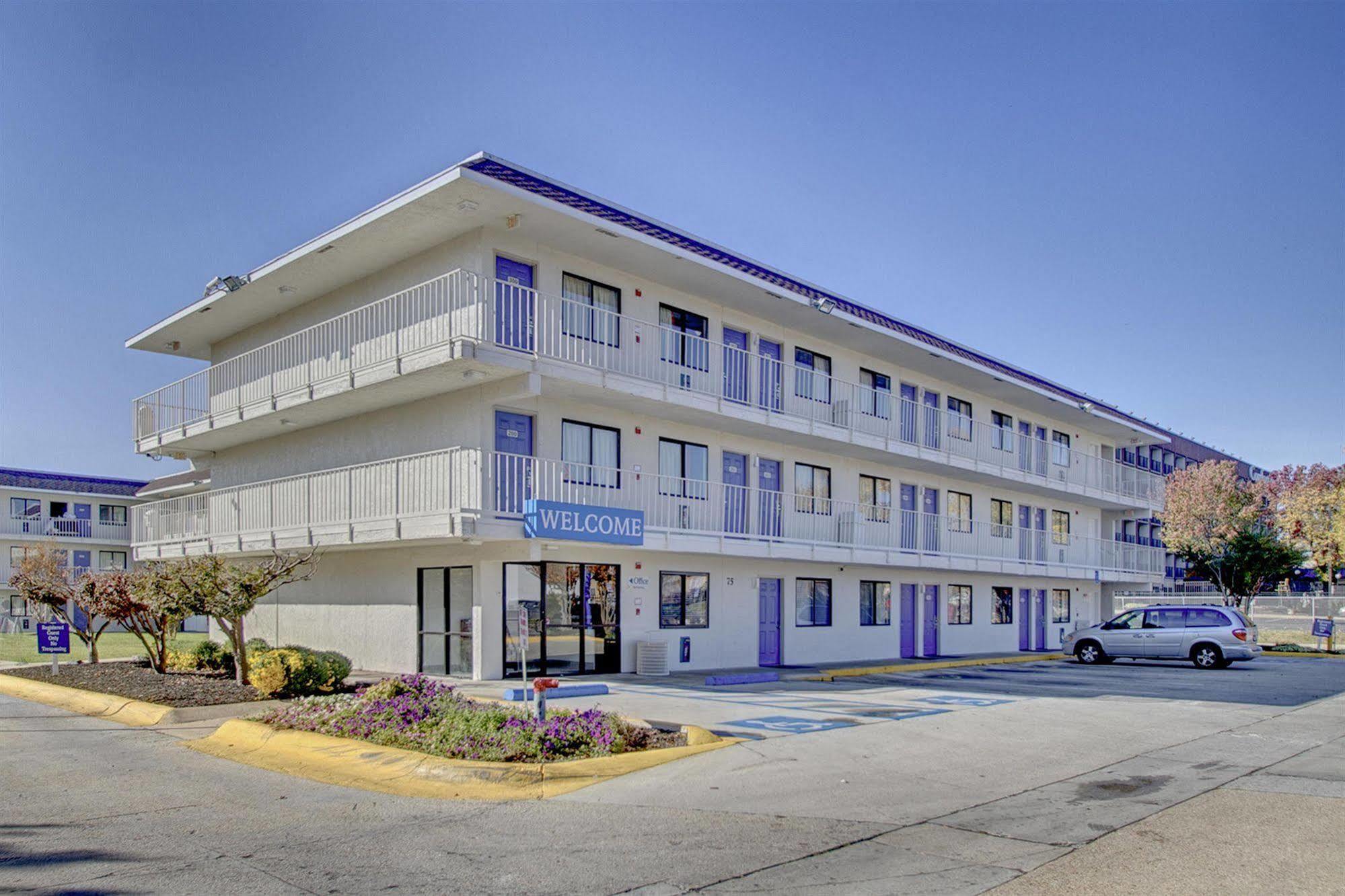 Motel 6-Capitol Heights, Md - Washington Largo Ngoại thất bức ảnh